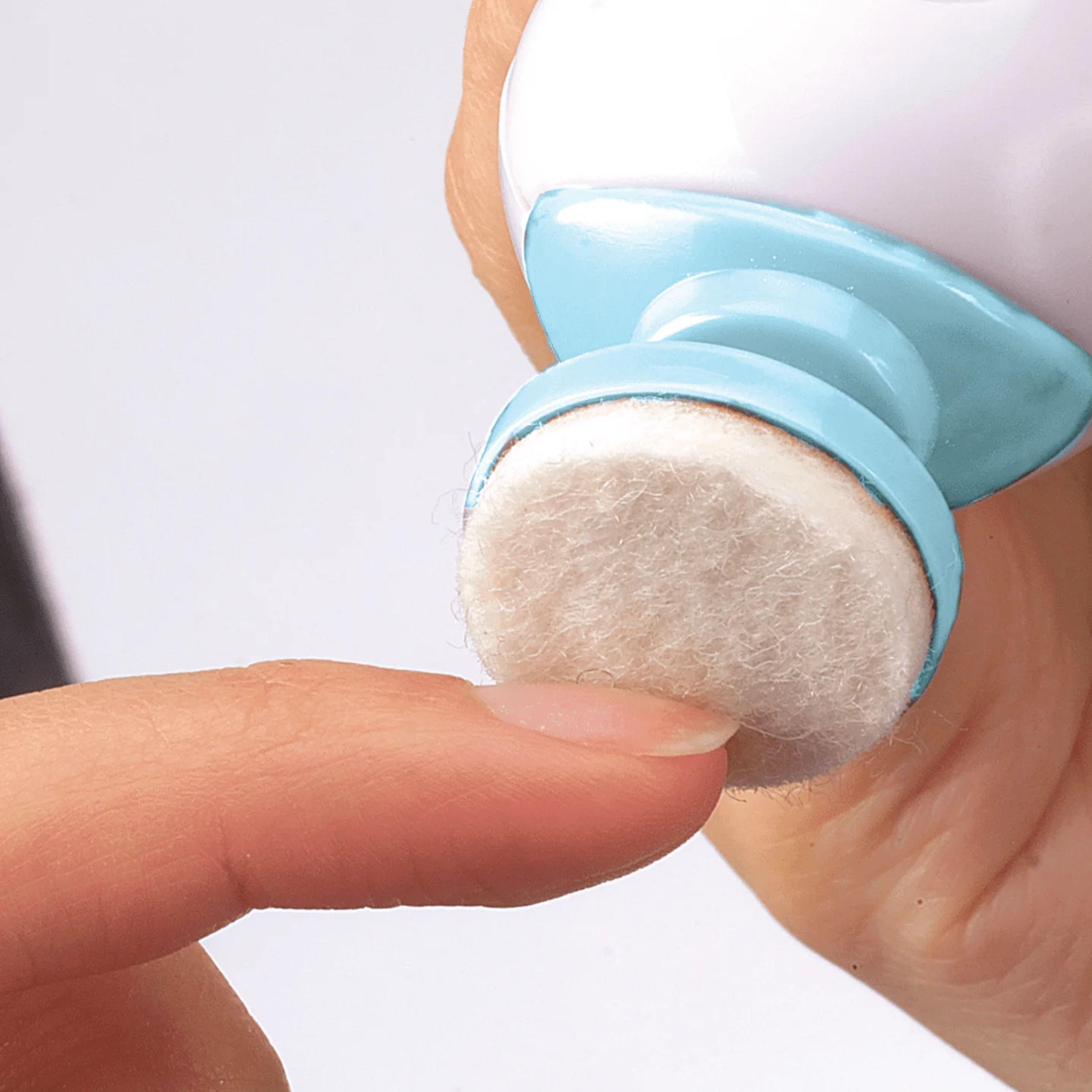 KISS NAIL CARE FOR HANDS & FEET | 02462
